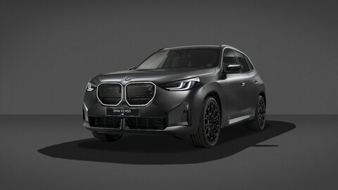BMW X3 M50 xDrive: neues Black Package und gesteigerte Leistung.