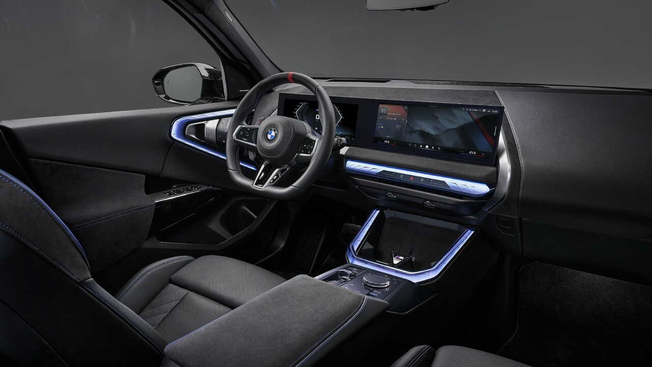 BMW X3 M50 xDrive: neues Black Package und gesteigerte Leistung.