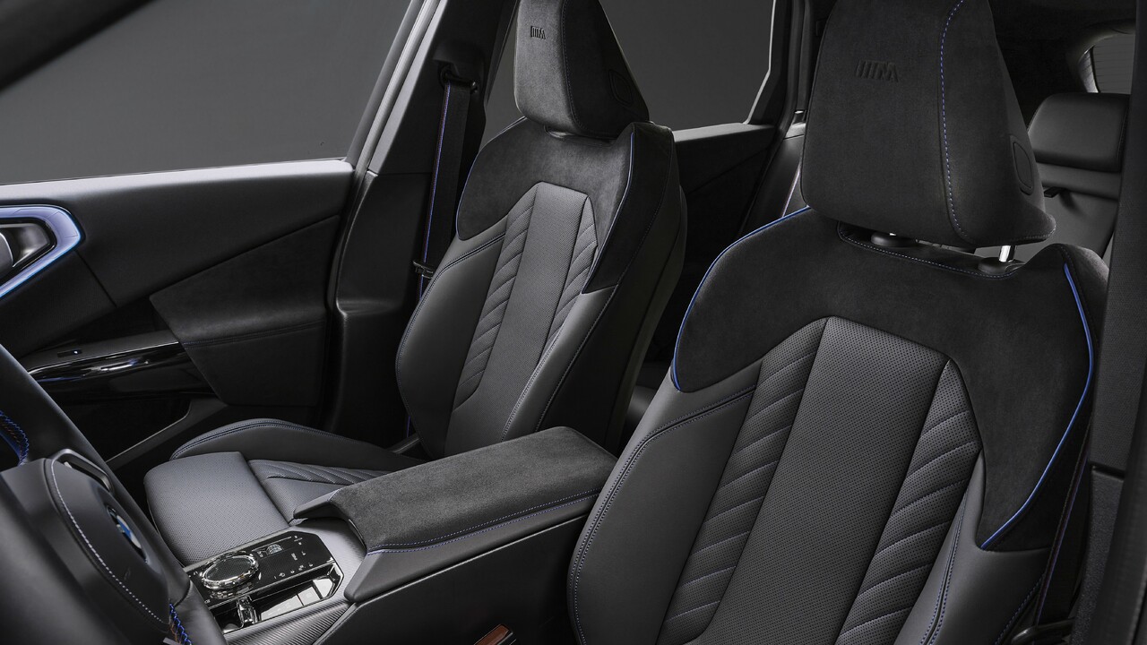 BMW X3 M50 xDrive: neues Black Package und gesteigerte Leistung.