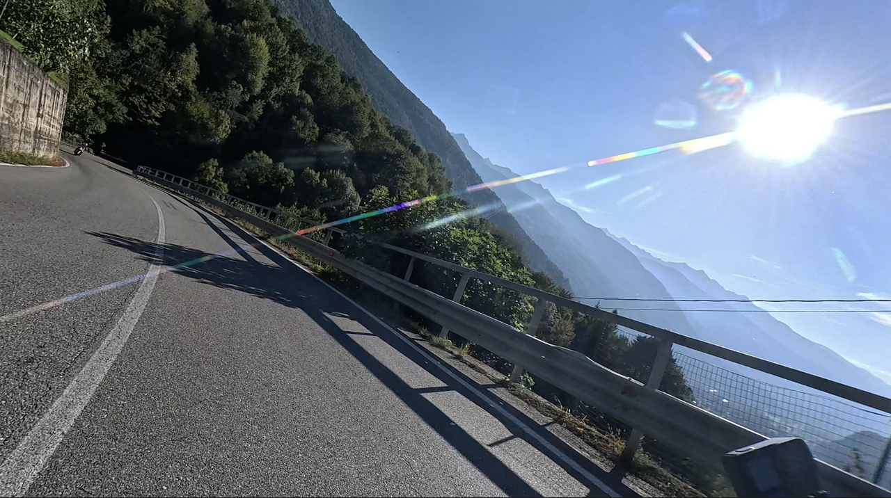Blick hinunter ins Valle Valtellina.