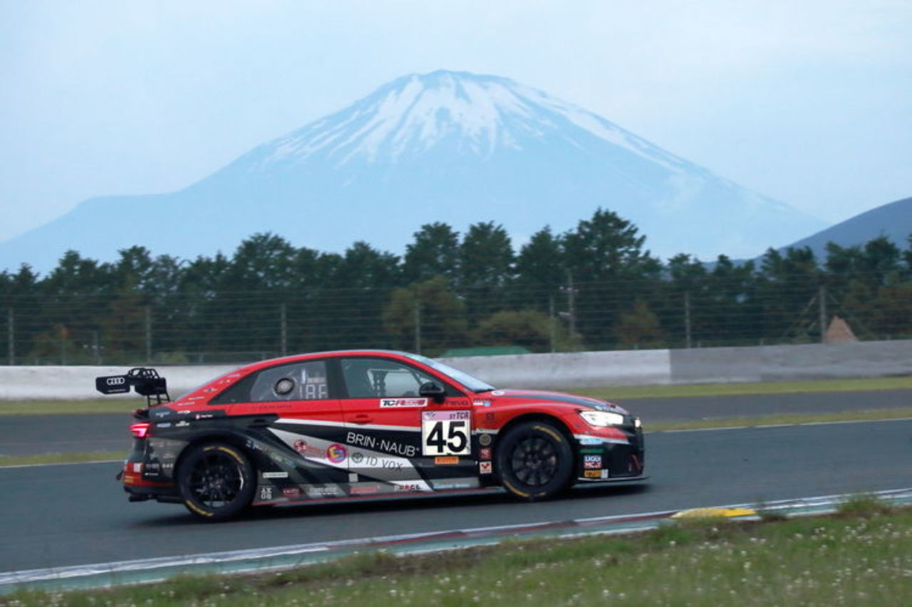 Audi RS 3 LMS gewinnt 24 Stunden von Fuji