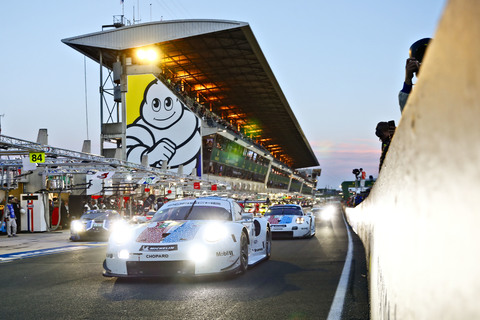 Porsche startet von Platz vier in die 24 Stunden von Le Mans