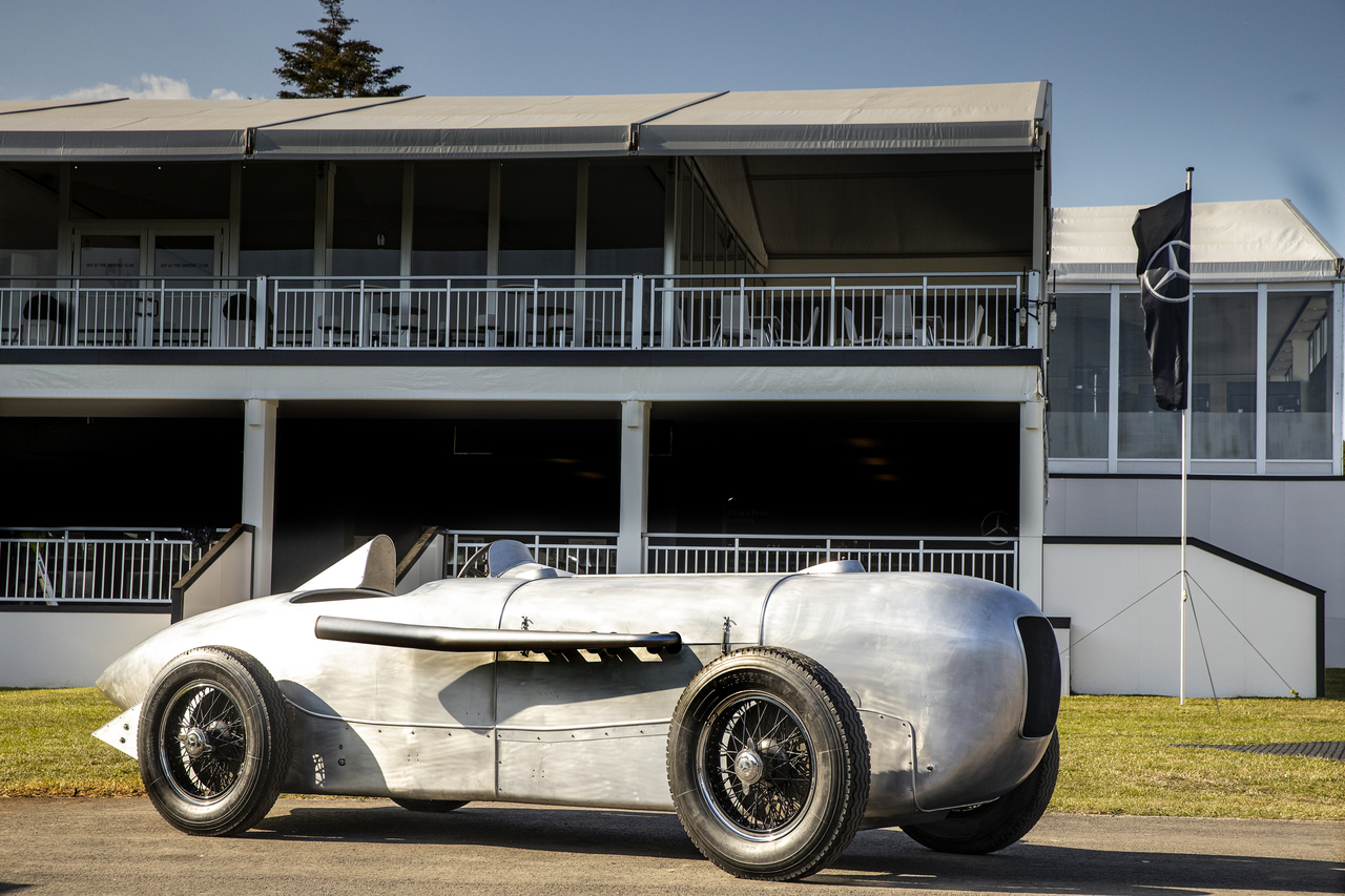 Pebble Beach Concours d’Elegance 2019: Driving premiere of the Mercedes-Benz SSKL streamlined racing car,