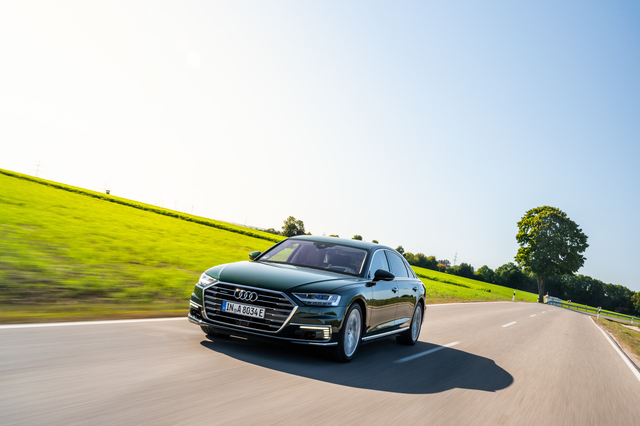 Audi-News: Luxus trifft Effizienz: Der Audi A8 L 60 TFSI e quattro